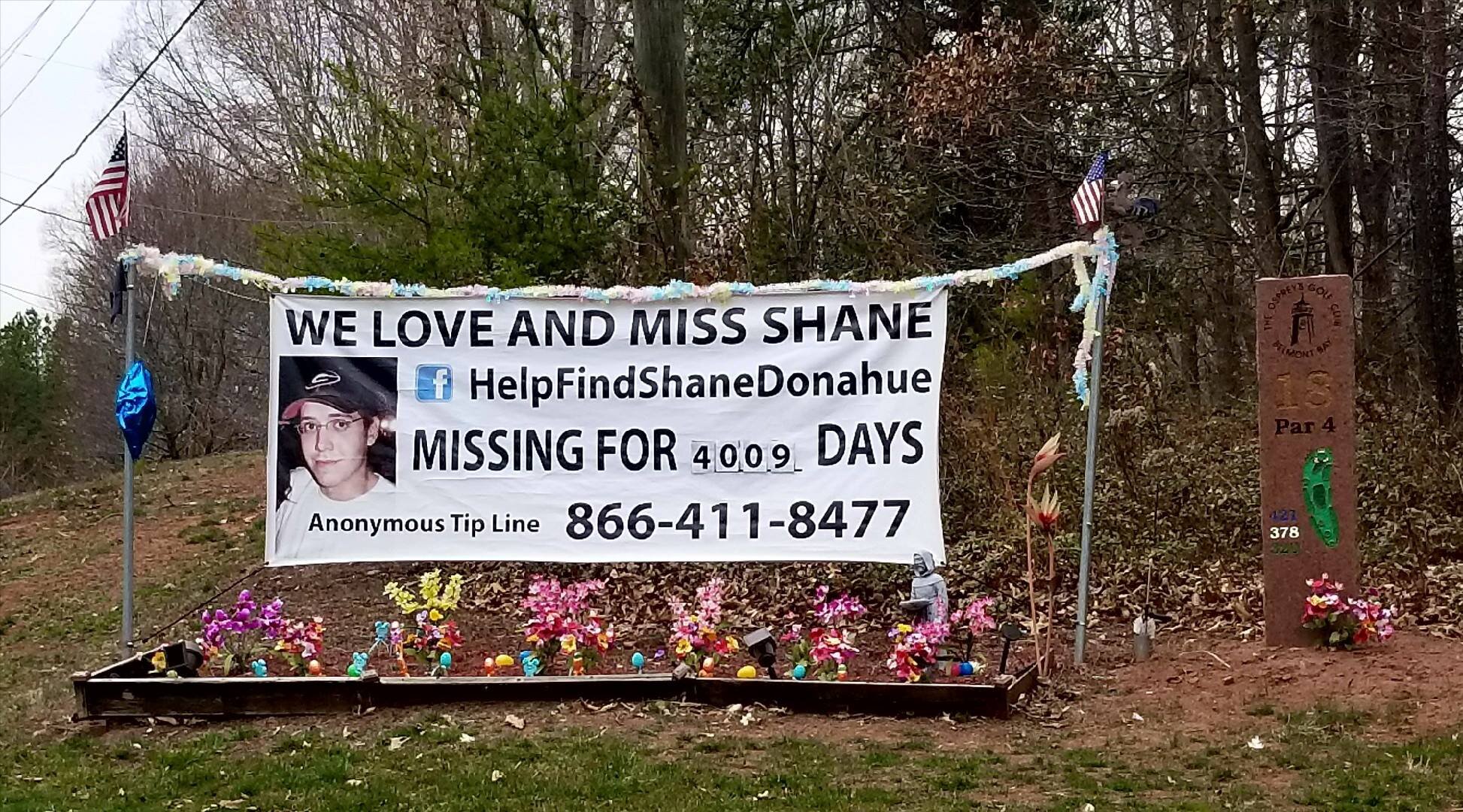 Shane Donahue's banner from 2018