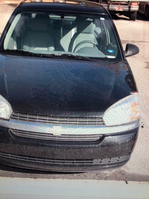 Jennifer Kesse's car showing drag marks (Copy)