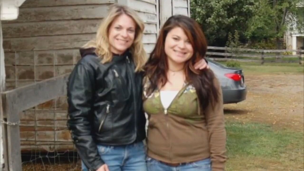 Bethany Decker and her mother Kimberly Nelson (Copy)