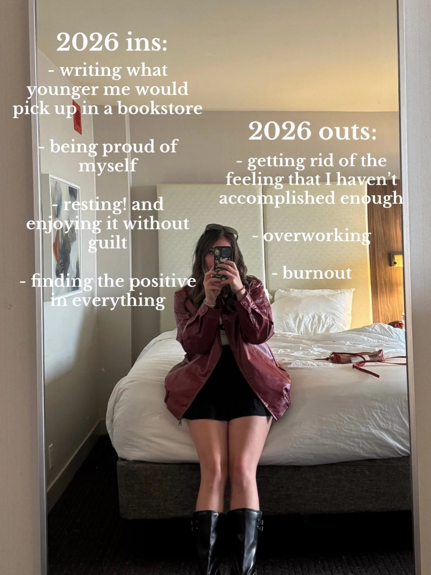 so excited to see what 2026 brings ✨
&bull;
&bull;
#writingcommunityofinstagram #writingcommunity #authorgram #bookstagrammer #newyears