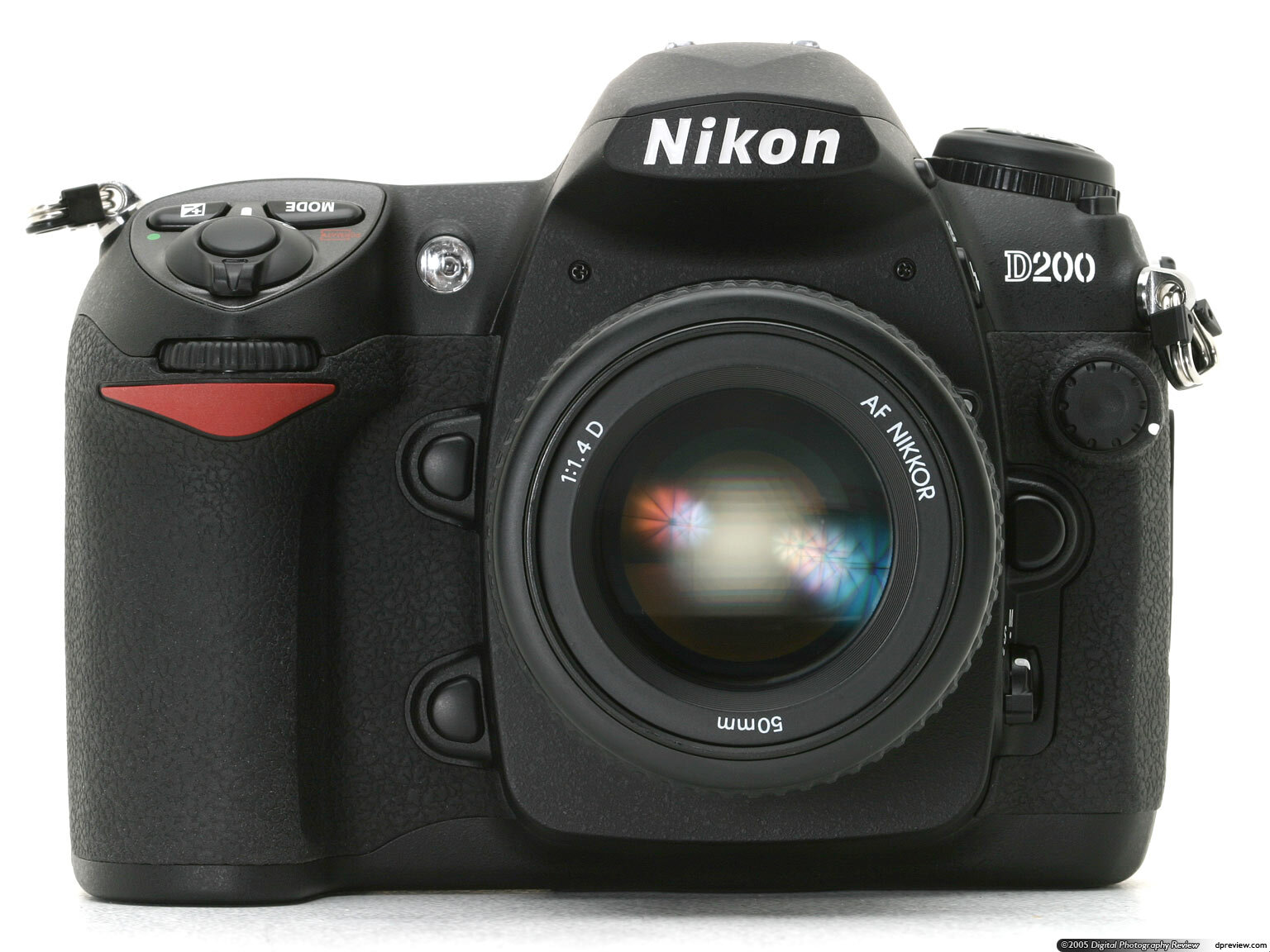 NIKON D 200