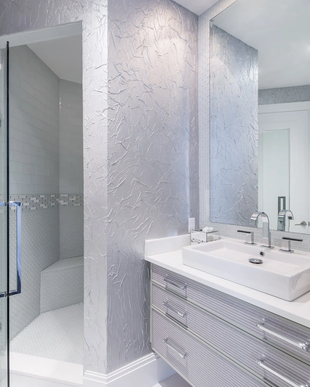 Blending cool tones and texture! 

 #madebynmb #bathroomdecor #HomeImprovements #walldecor #bathrooms #bathroomideas #bathroominspo #bathroomremodel #bathroomrenovation #bathroom #texturedwallpaper