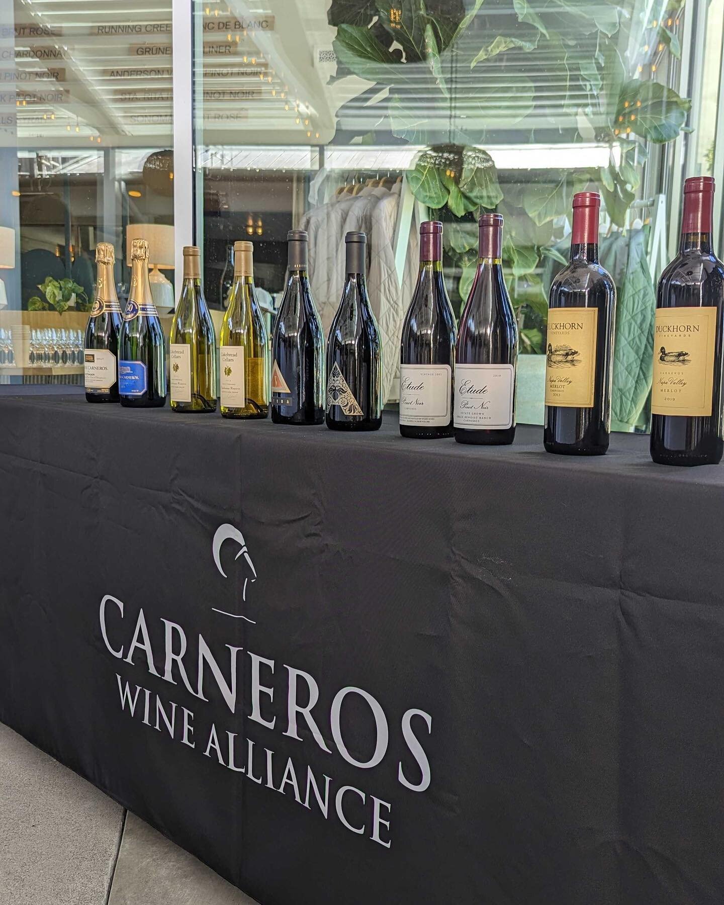 Celebrating 40 years of @carneroswine! 🥂 Last week we marked the occasion with a &ldquo;Retrospective of the Historical Vineyards&rdquo; in this premier, cool-climate AVA, led by @erinkirsch, managing editor of @winebusinessmonthly.

Found at the cr