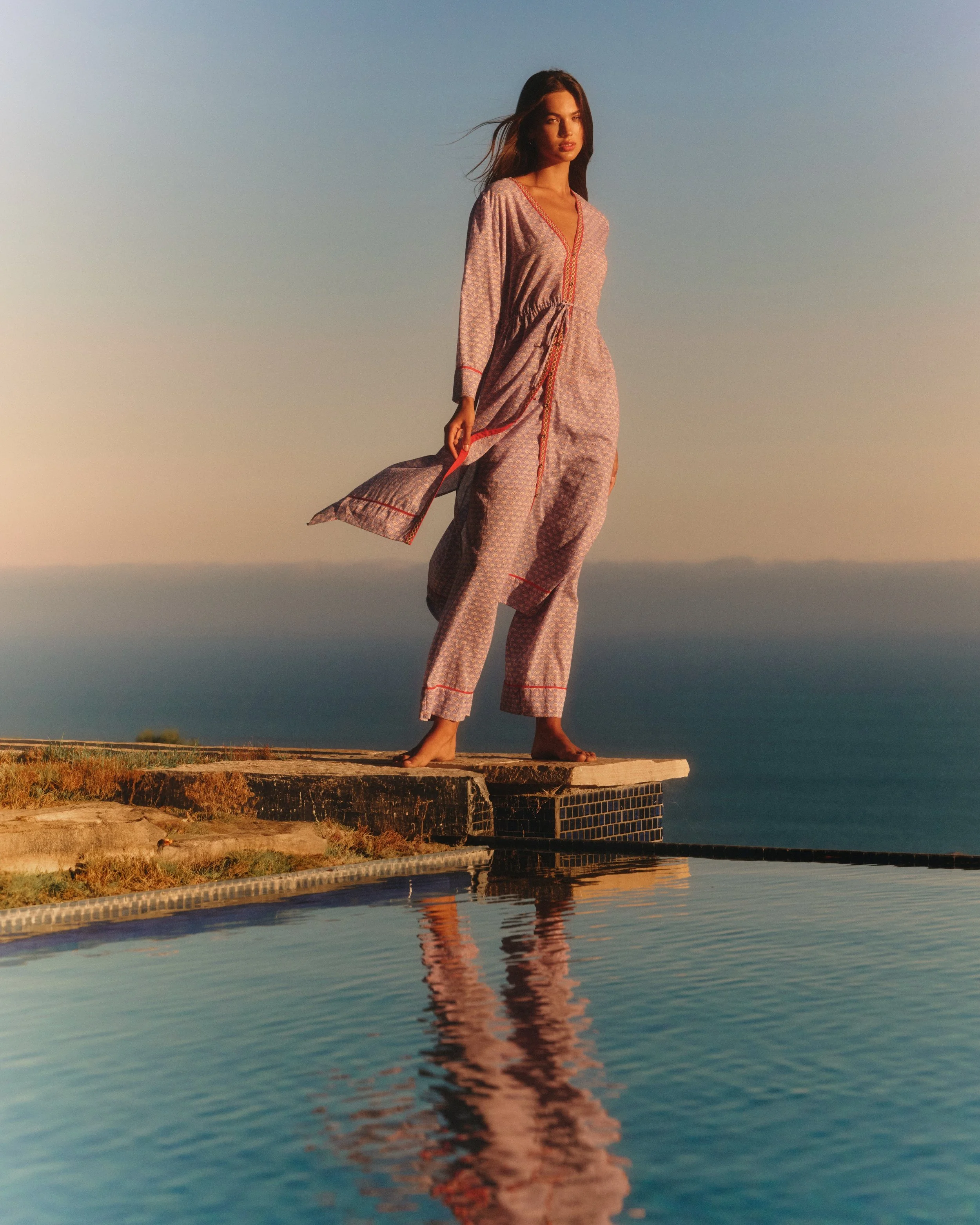 LOOK_23_071 F CROP.jpg