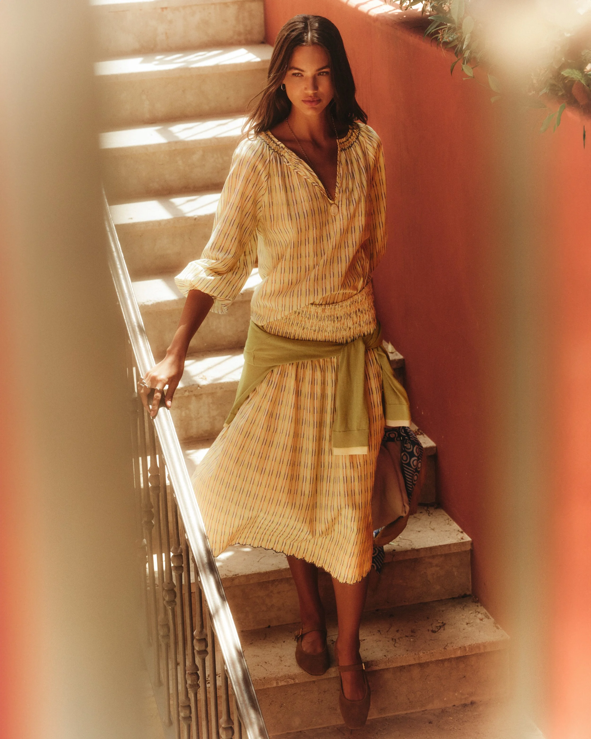 LOOK_10_059 F CROP.jpg