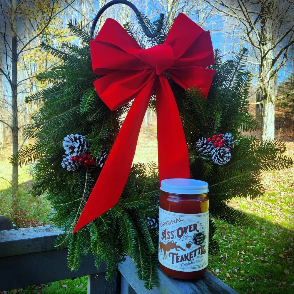 Ass Over Teakettle Bloody Mary Wreath Box — Quinn's Tree Farm