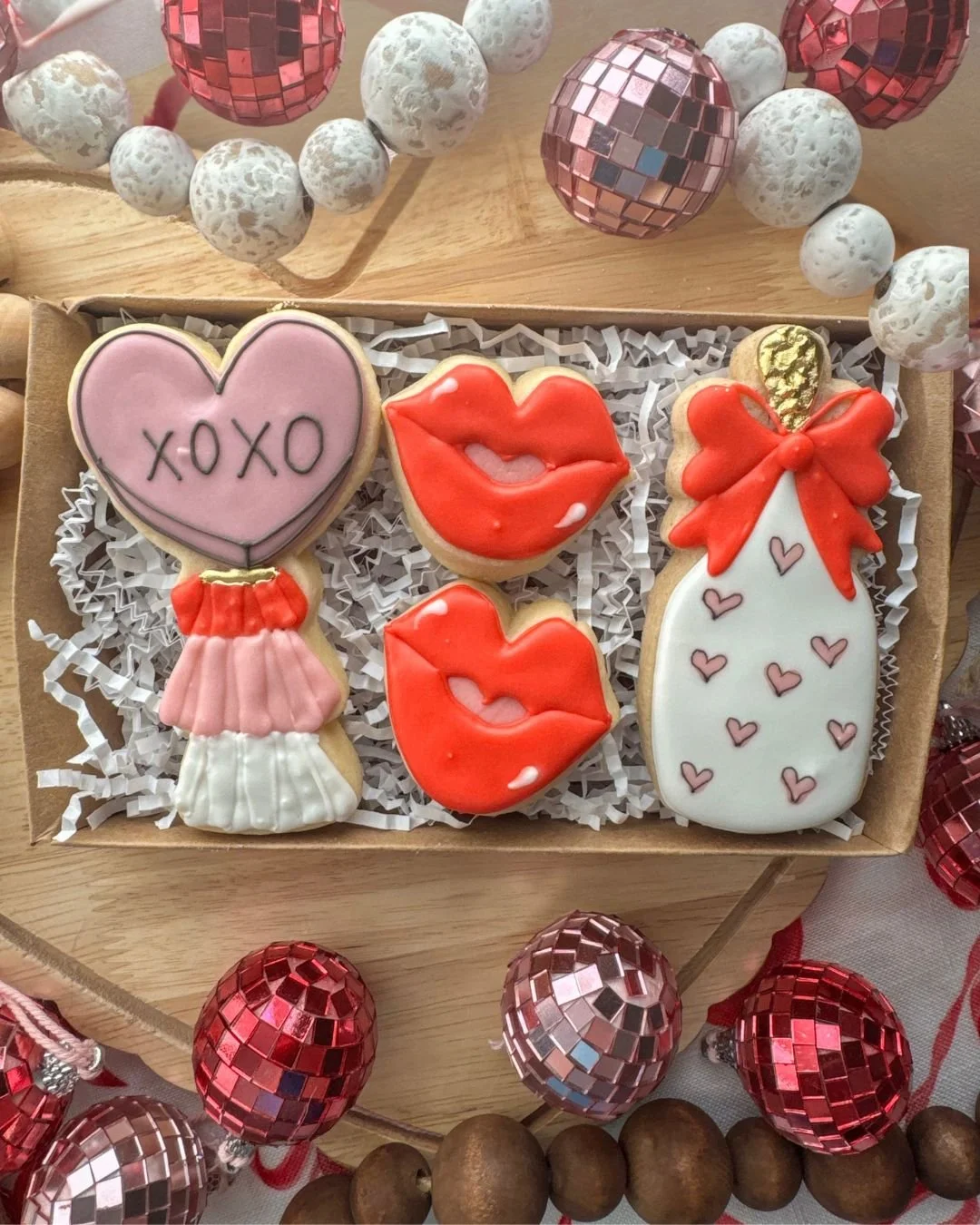 XOXO Cookie Box