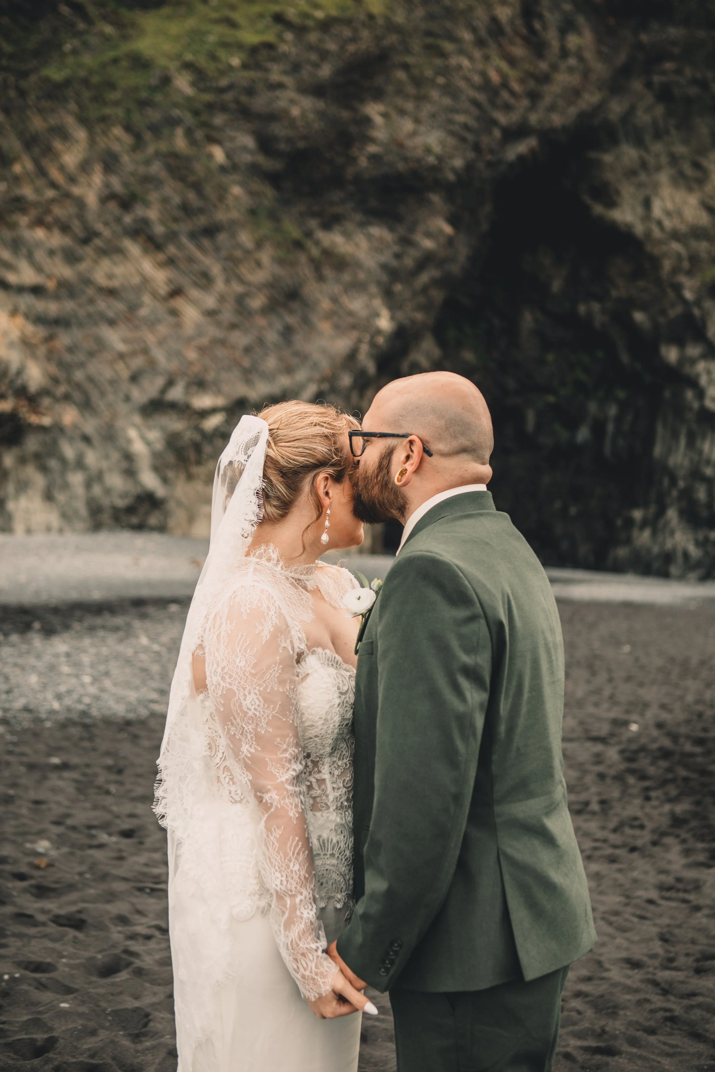 Sarah + Austin - Reynisfjara (43 of 67).jpg