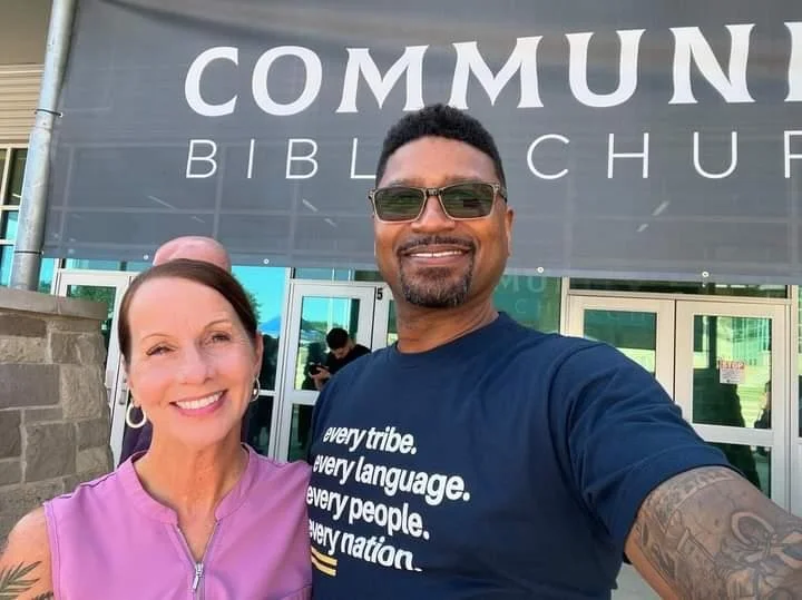 Man in every 2.0 midnight navy premium shirt