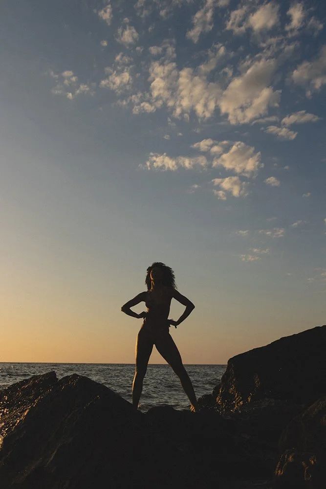 silhouette beach model.jpg