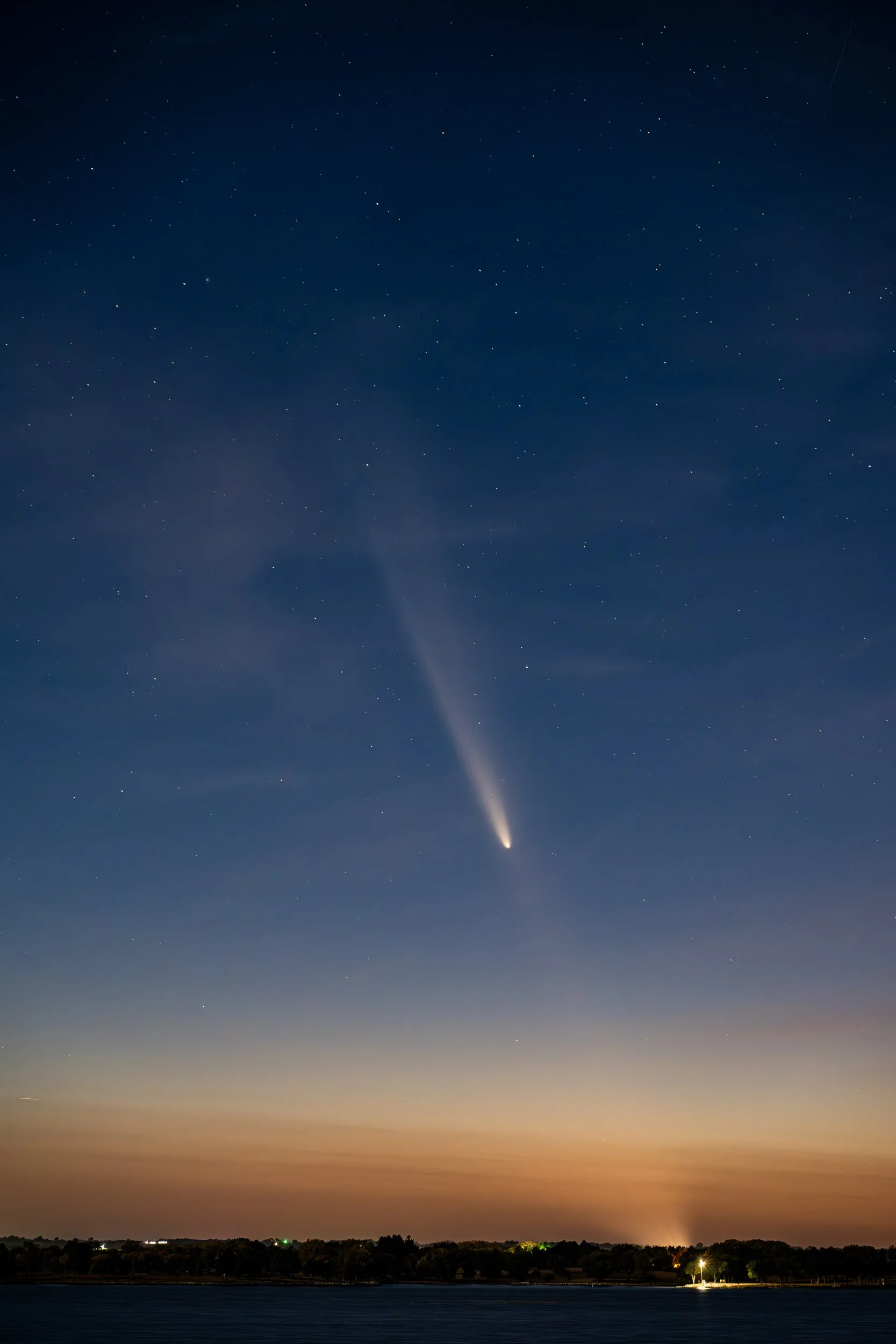 Comet C/2023 A3 after sunset headed away from the sun on its 80k year orbit
