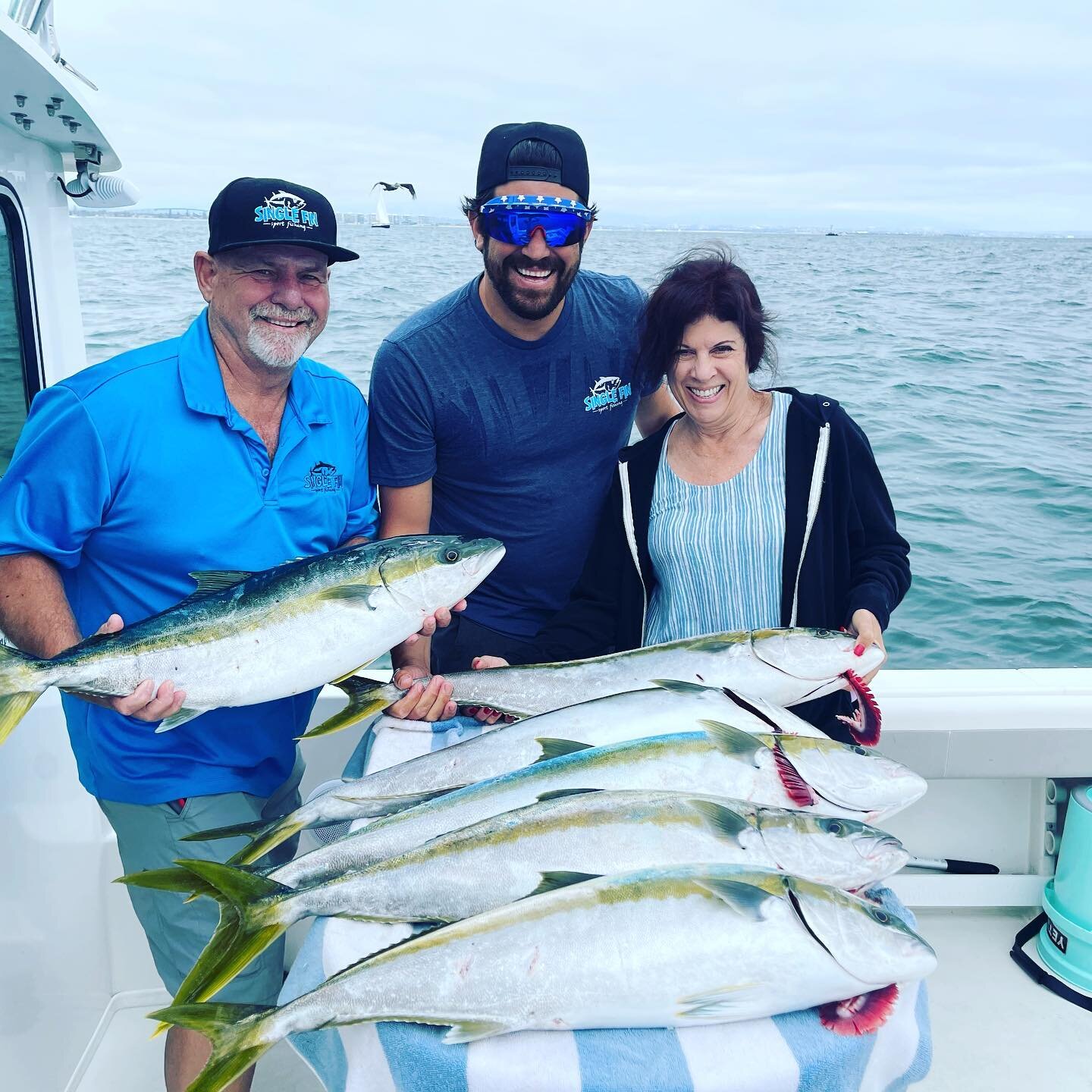 The SingleFin Fam went out fishing and scored on some nice kelp paddy yellowtails!!! We also had bluefin jumping all over the boat but where reluctant on biting a baited hook. #yellowtail #hamachi #lfg #fishworksclothing #saltlife #parkerboats #offsh