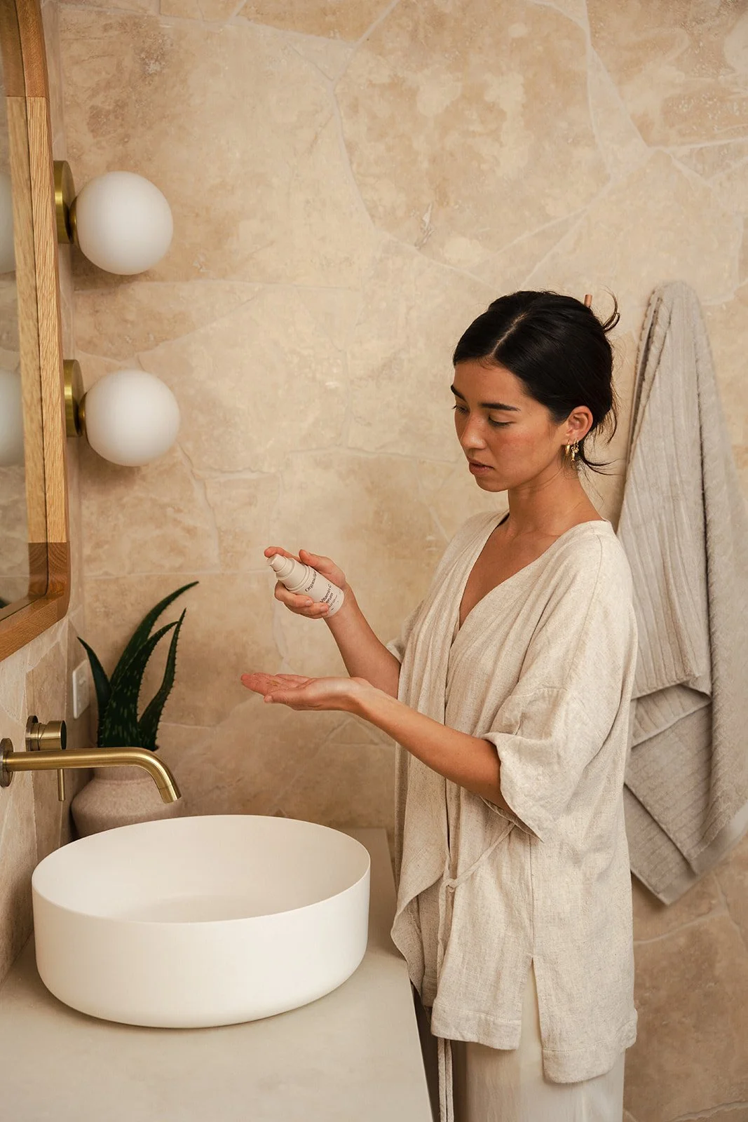 ORGANICSPA VITAMIN C  DSC00095.jpg