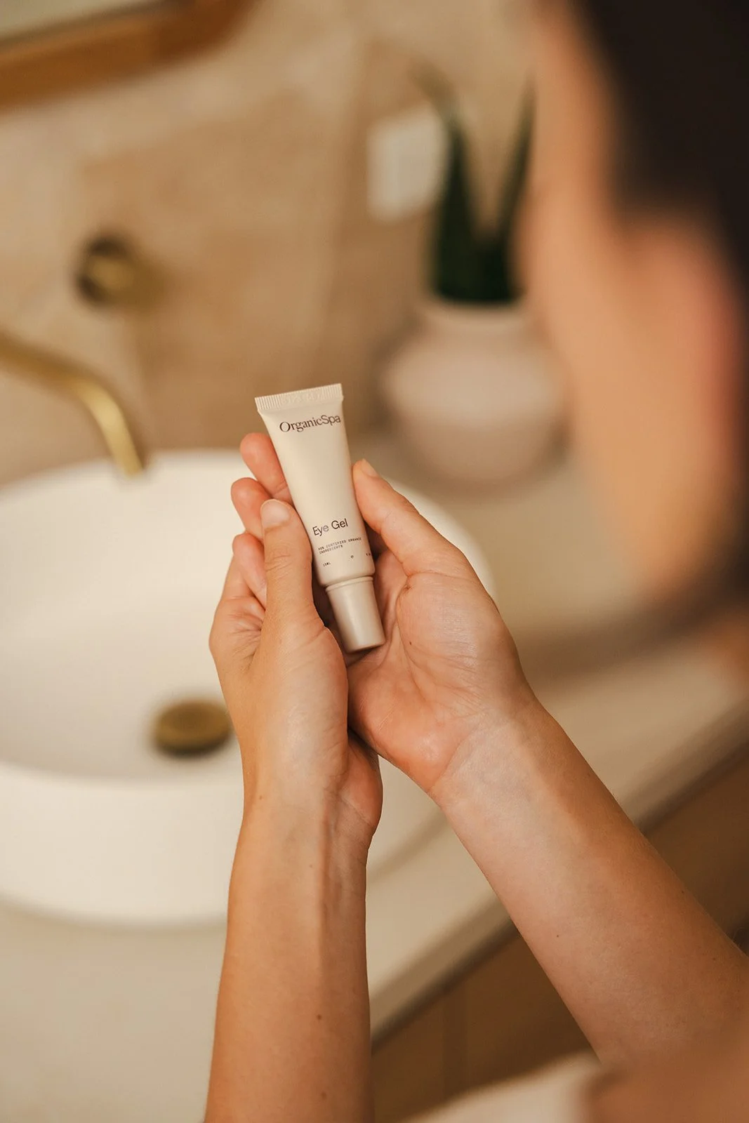 OrganicSpa Eye Gel DSC00391.jpg