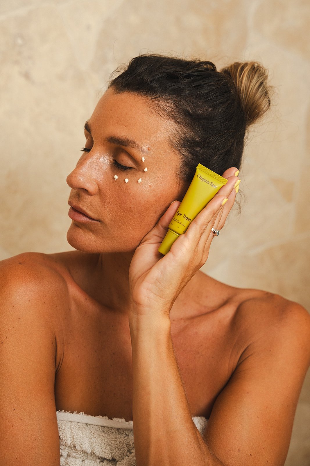 ORGANICSPA EYE TREAT DSC02108.jpg