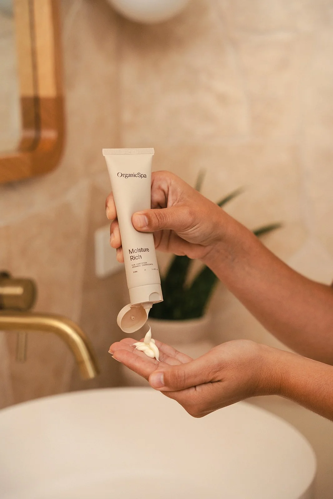 organicspa Moisture Rich DSC03118.jpg