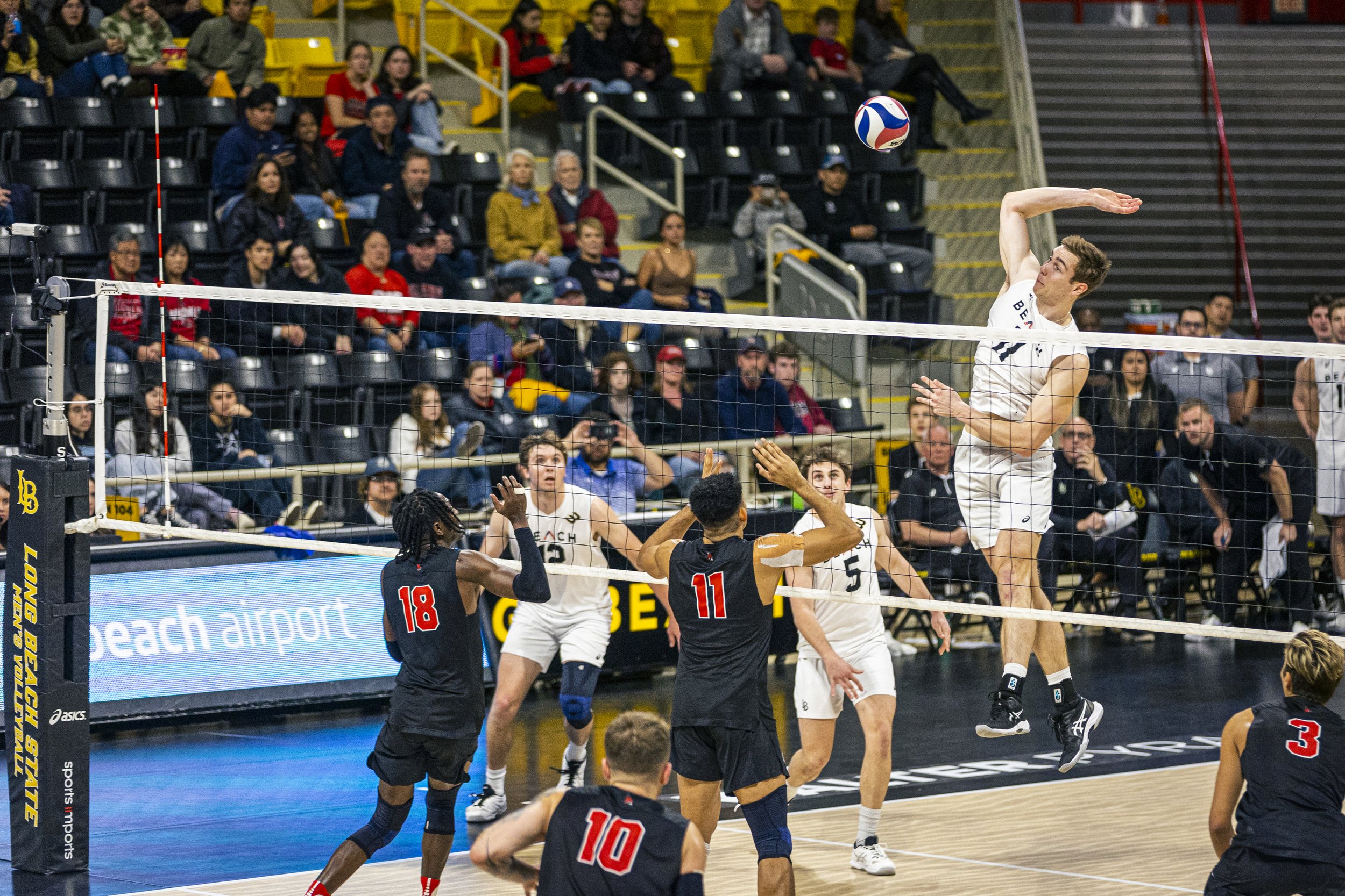 3-3 CSULB Volleyball-106.jpg