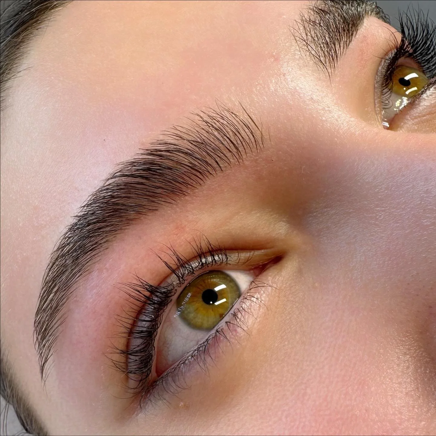 Just a simple brow wax for this gorgeous girl ❤️

Amelia also had a lash tint to give her eyes that subtle pop.