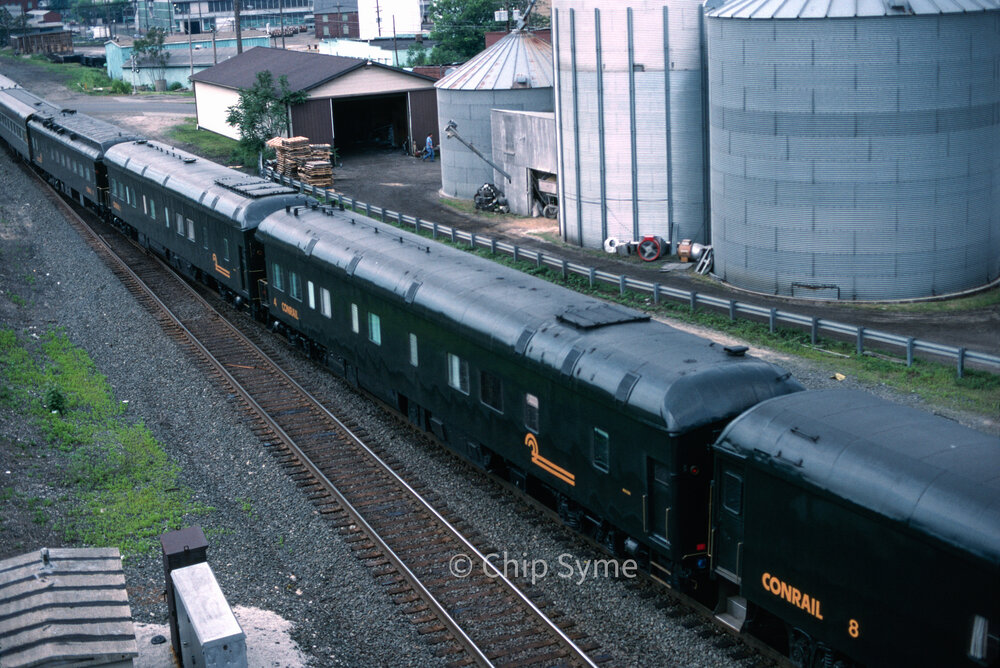 Conrail 4 and 1 roof comparisons