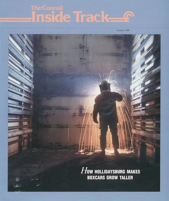 Conrail Inside Track Summer 1988 - Enlarging Conrail X76 boxcars, Conrail in Albany, dimensional shipments, and more. 