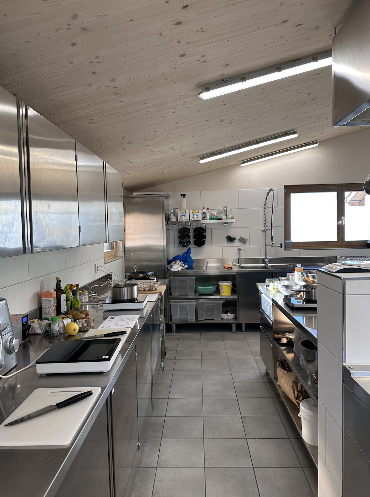 Biohof Mittelmatt Küche Kochkurs Teamevent Kochen KRAFTMARKT 2.png