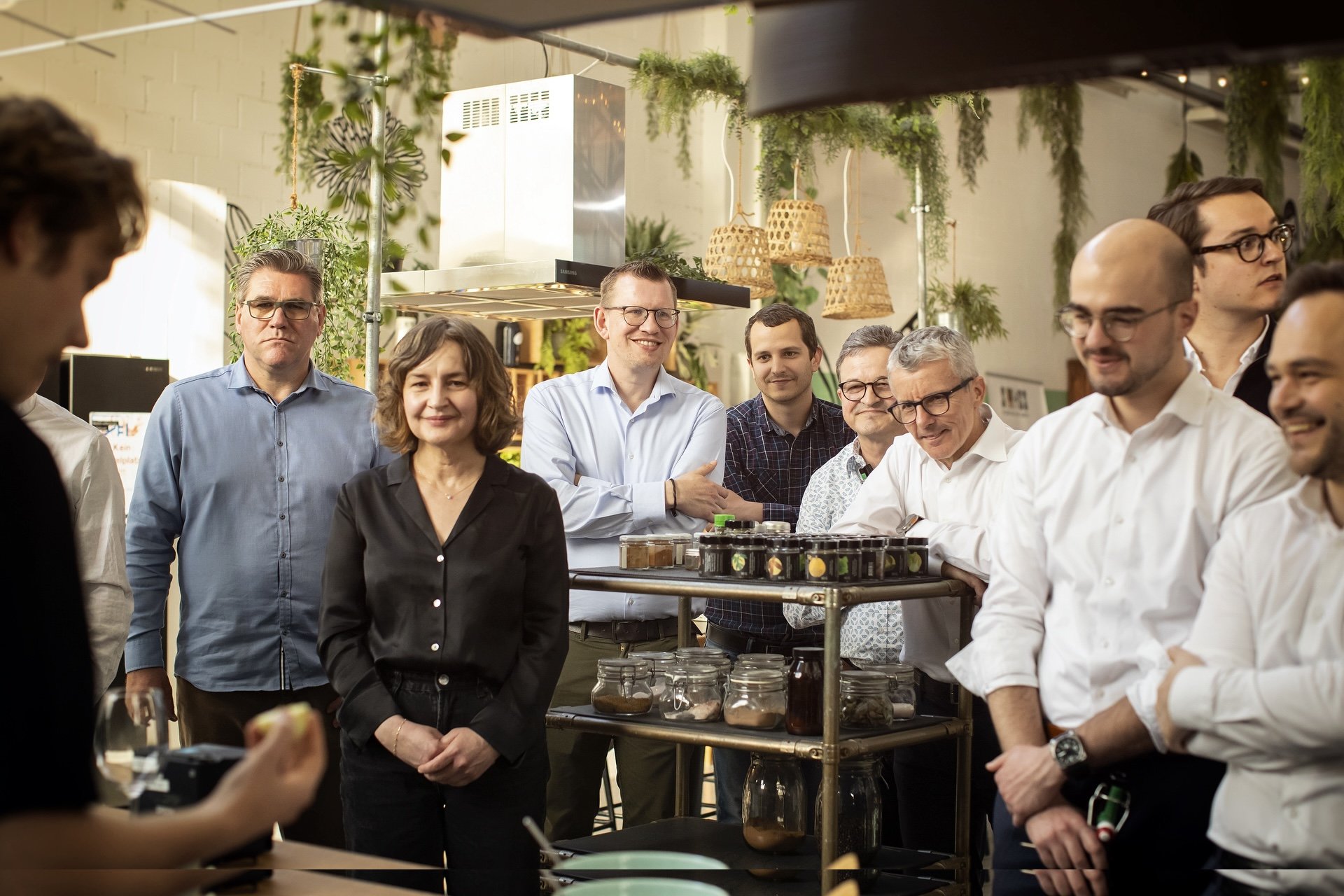 Showcooking mit Wissenstransfer über Schnitttechniken, Gewürze u.v.m.jpg