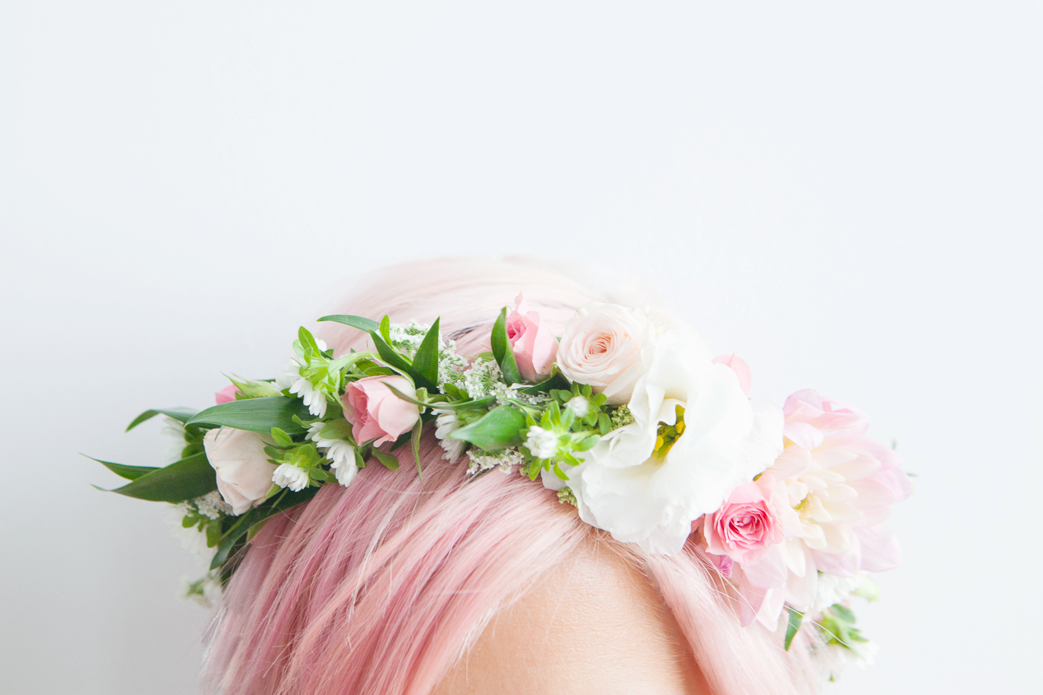 #PASTELCRAFTCLUB // A Flower Crown DIY with Lady Hayes