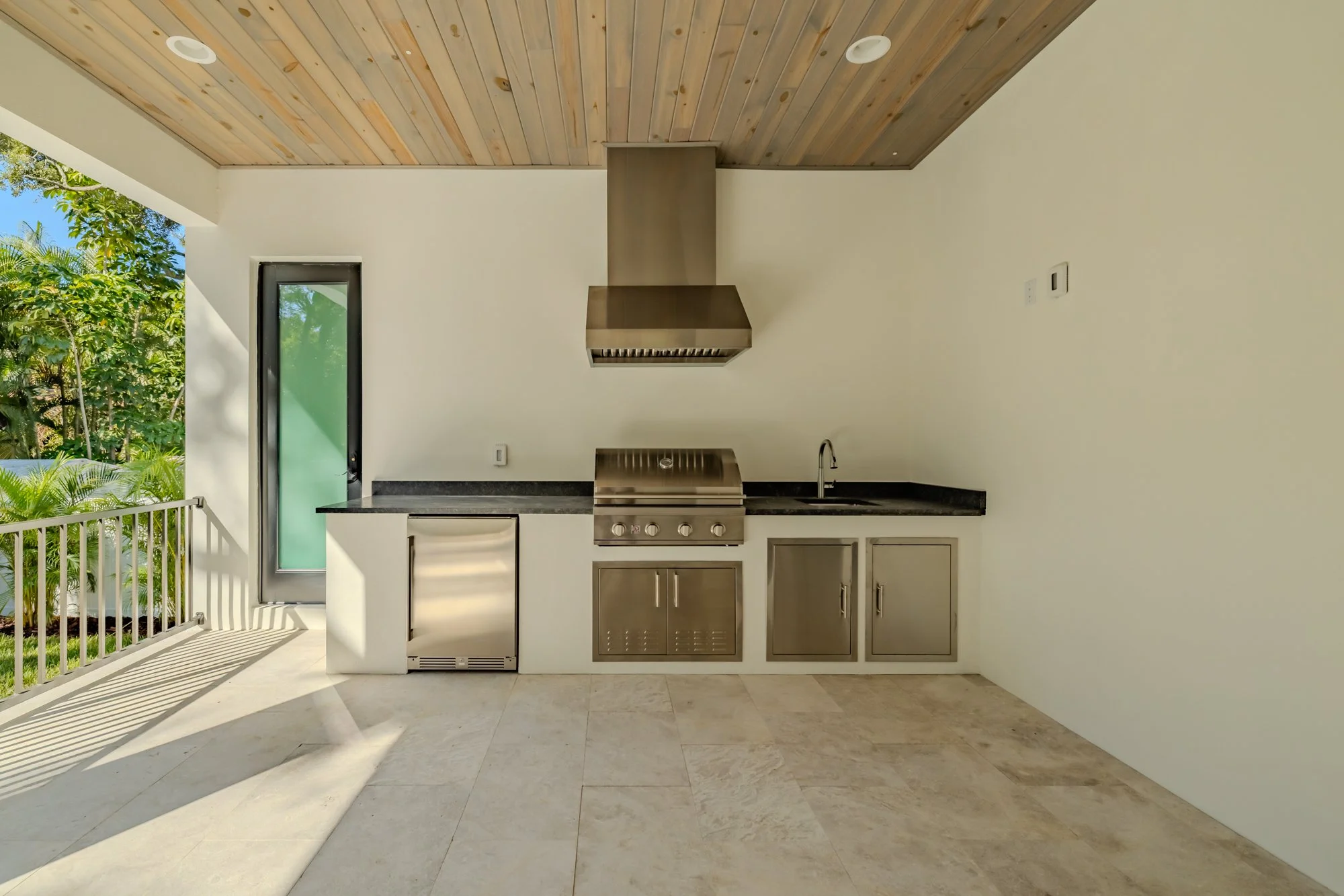 2C1A6990-HDR.jpg