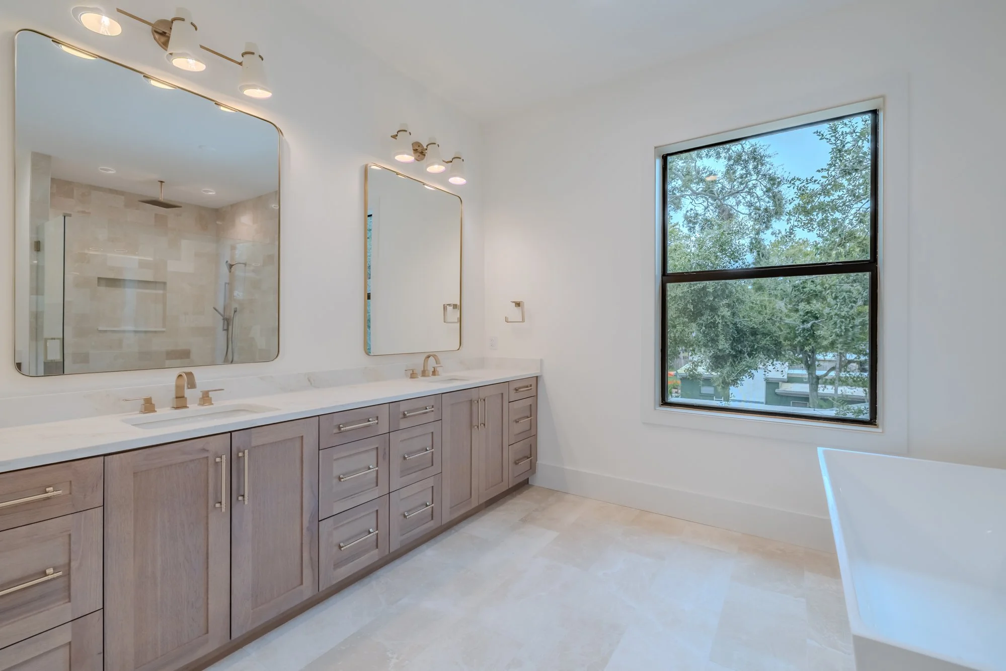 2C1A6630-HDR.jpg