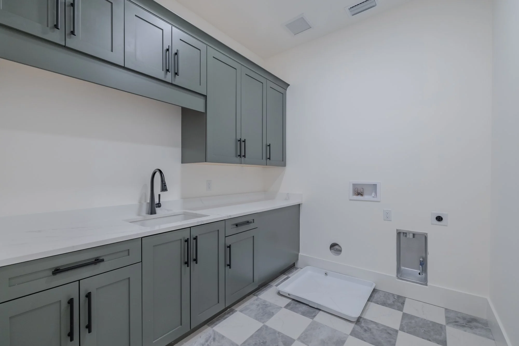 2C1A6609-HDR.jpg