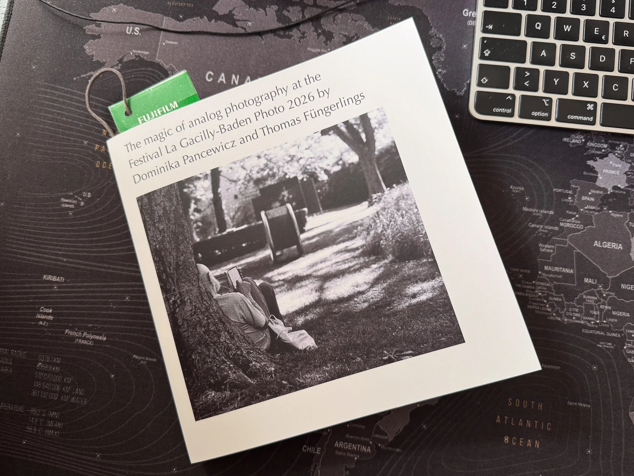 ⓦ 487 Analog Only: Unser Booklet zum Fotofestival Baden als Spendenaktion für ME/CFS-Betroffene