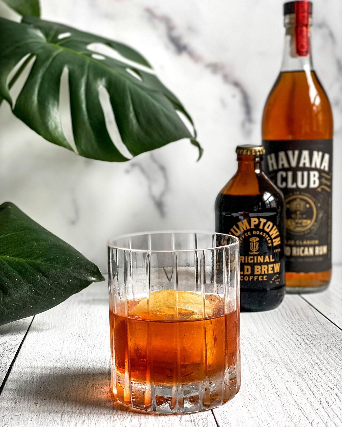 if you are anything like @ashlynholliday [one half of @melanin.decanted] you live for a good cup of coffee☕️. so it&rsquo;s no surprise we were READY to celebrate national coffee day and share our favorite coffee cocktail.⠀
⠀
havana caf&eacute; 🥃⠀
2