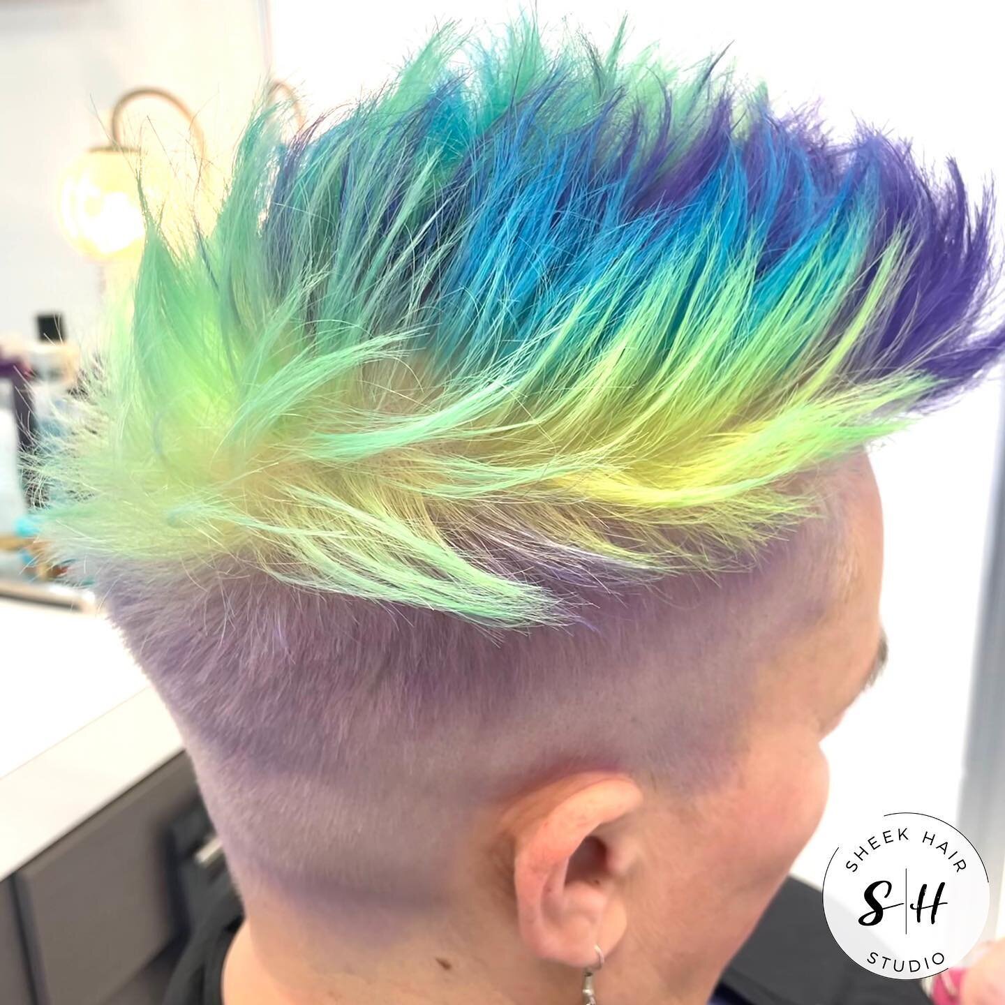 Live life in color &amp; dare to be different! 💛💚💜💙 ⠀
⠀
⠀
⠀
Let us help you with your hair transformation! Book your appointment today by clicking the &ldquo;Book Now&rdquo; button or call/text us at 469-655-0770 📱