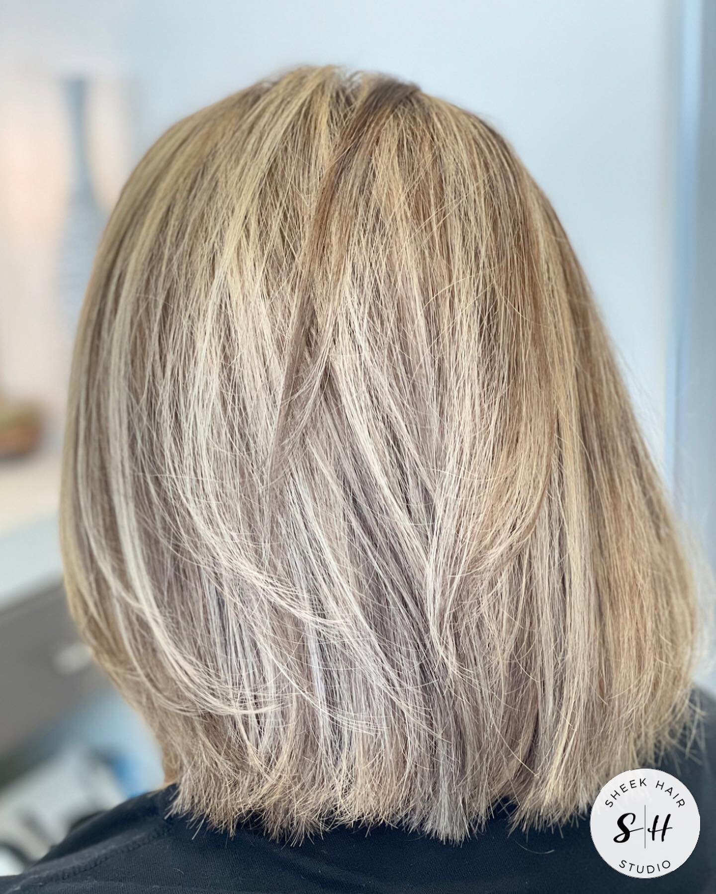 Bye bye to yellow hair! Swipe through images to see before and after! ✨