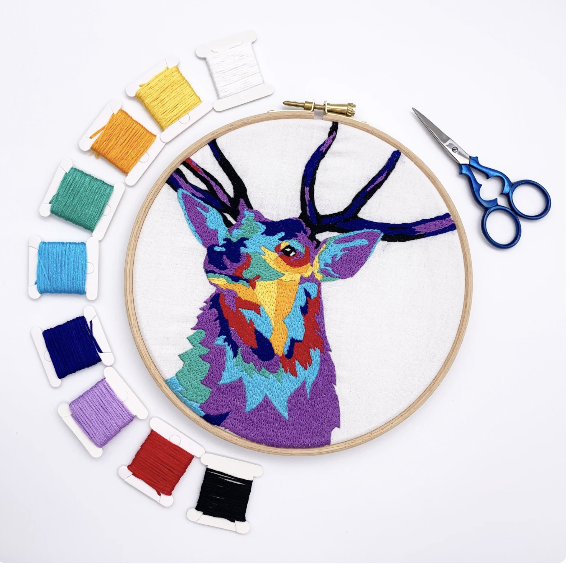 Cinammon Stitching Embroidery Kit: Stag