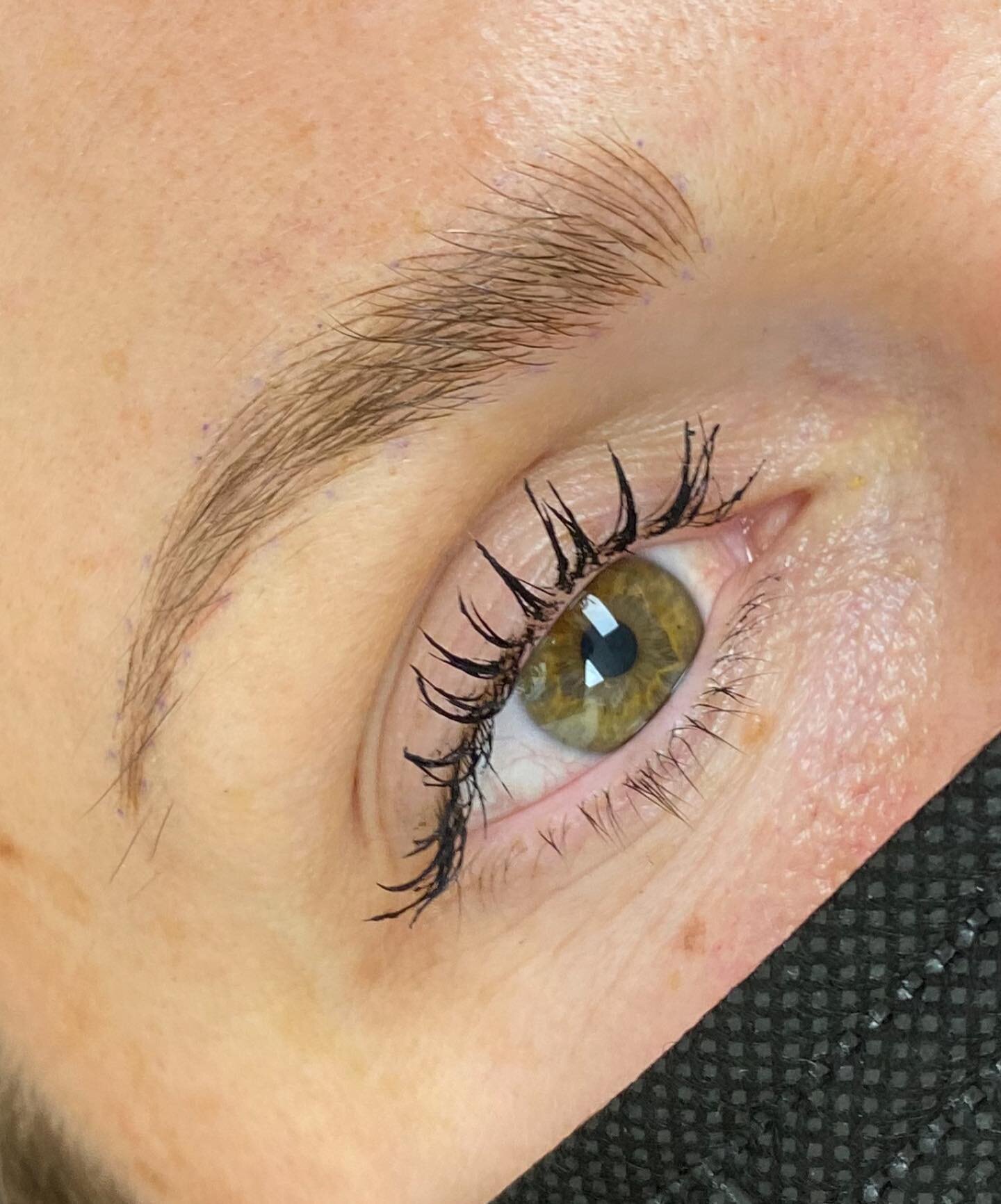 I can&rsquo;t even deal with how beautiful this yearly touch up turned out! If you look closely, you can see that her brows actually start about half an inch further back than the microblading. Swipe to see her original, un touched brows