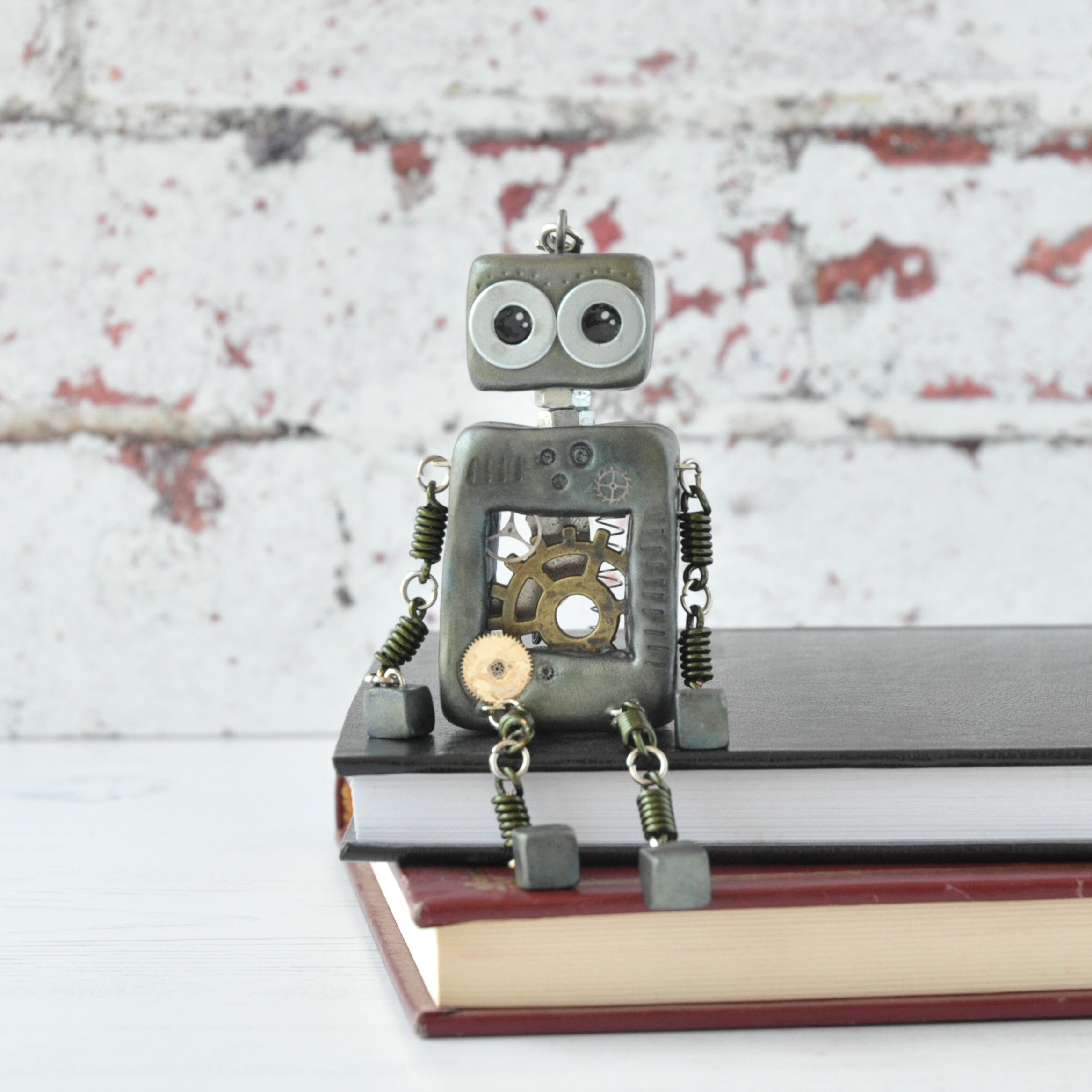 Robo friend V10 1.jpg