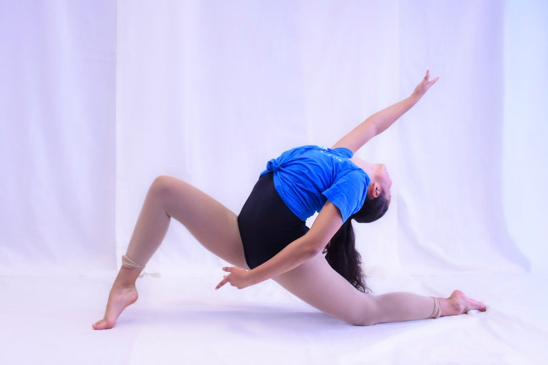 Dance Step How-To: A Lay-Back Kick 