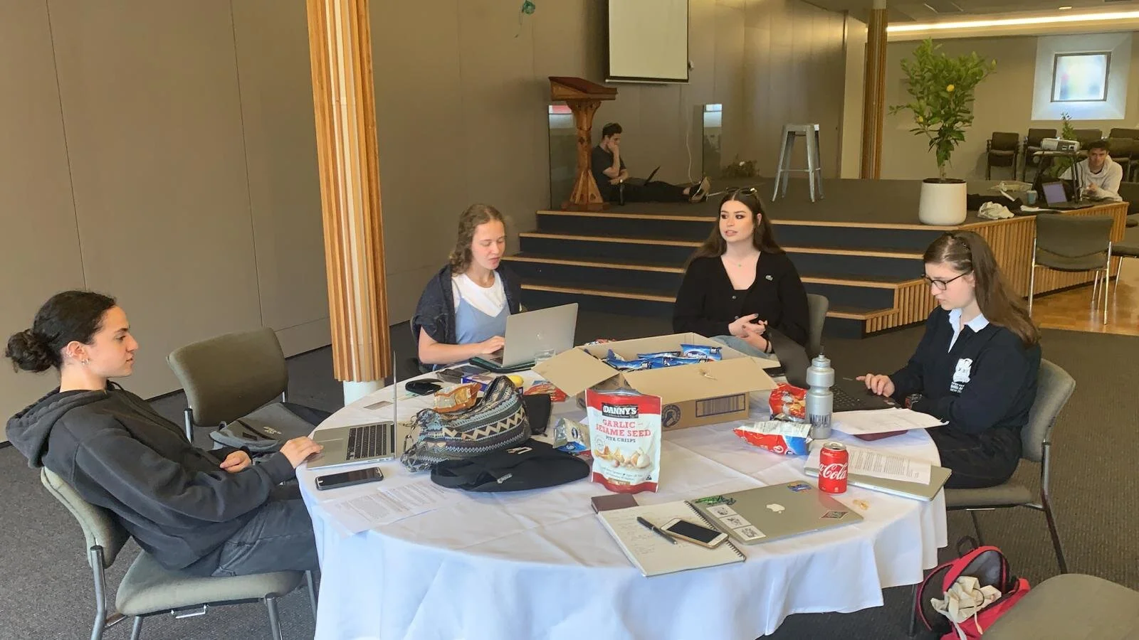 WhatsApp Image 2020-11-25 at 11.43.40.jpeg