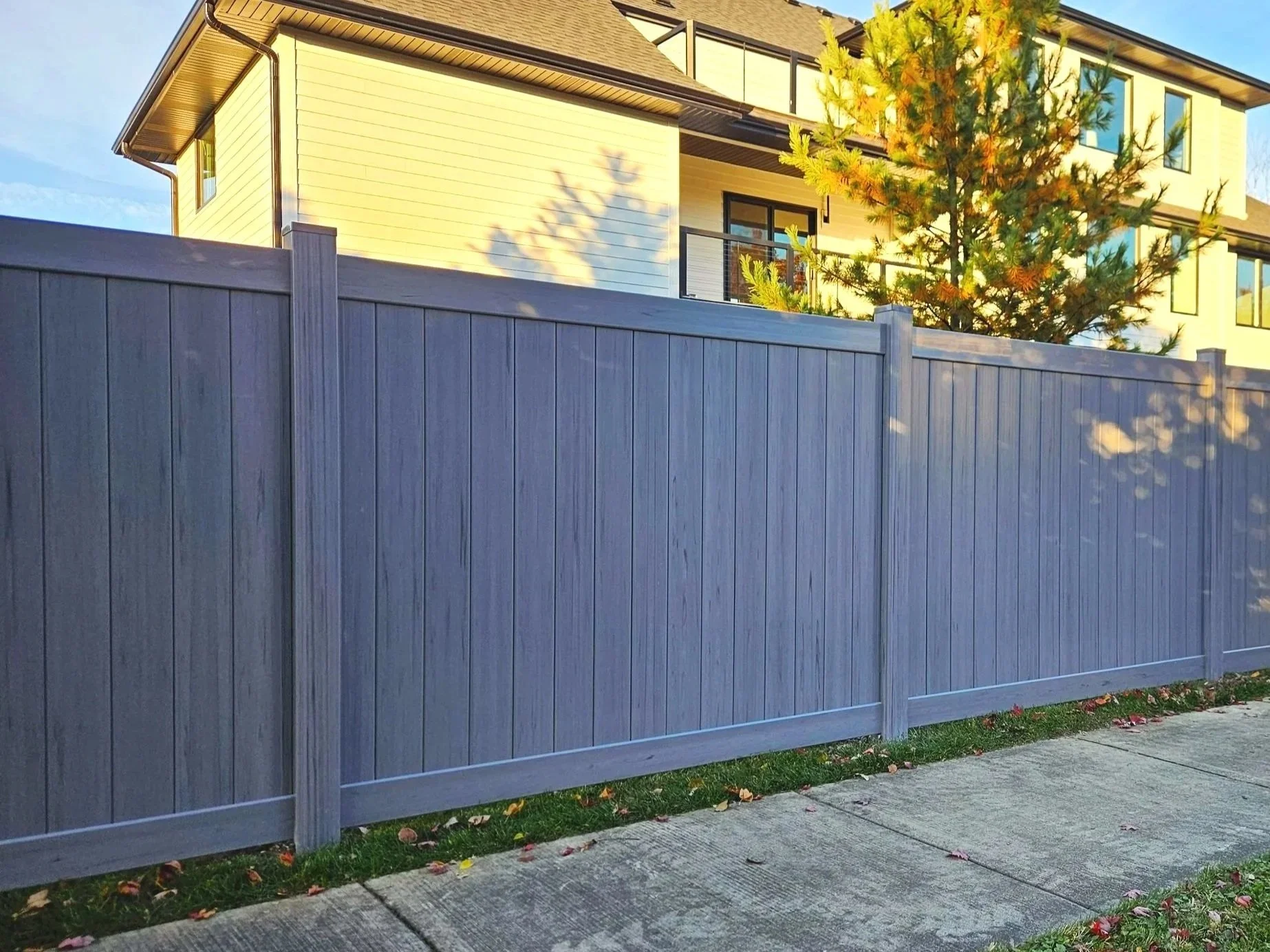 Driftwood vinyl solid privacy fence in Naperville, IL