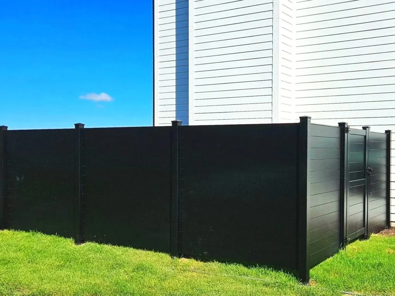 Aluminum horizontal privacy fence for DJK Custom Homes in Plainfield, IL