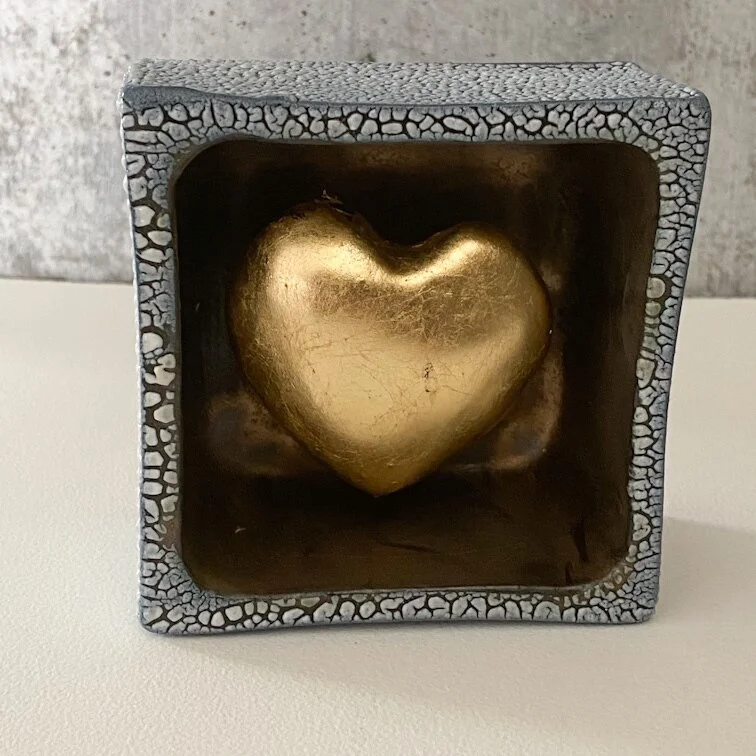 gold heart dark crackle shadow box