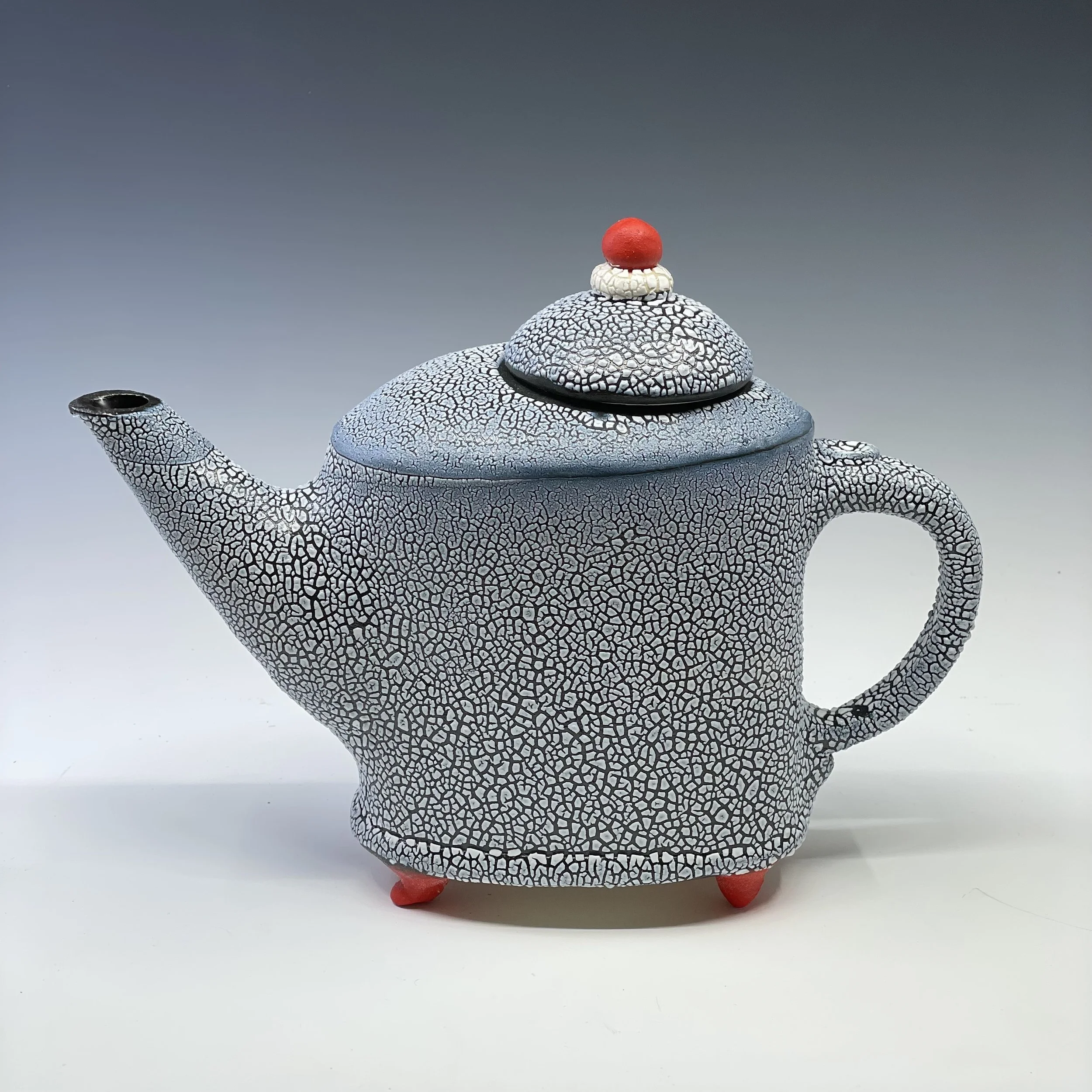 Red Footed teapot