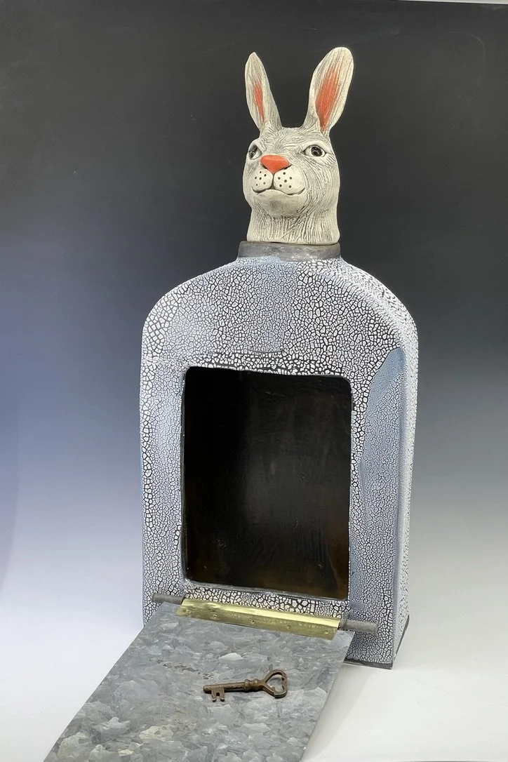 Rabbit Treasure Keeper  open