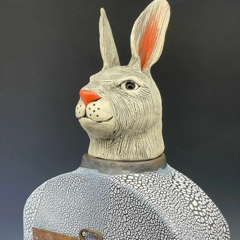 Rabbit Treasure Keeper detail