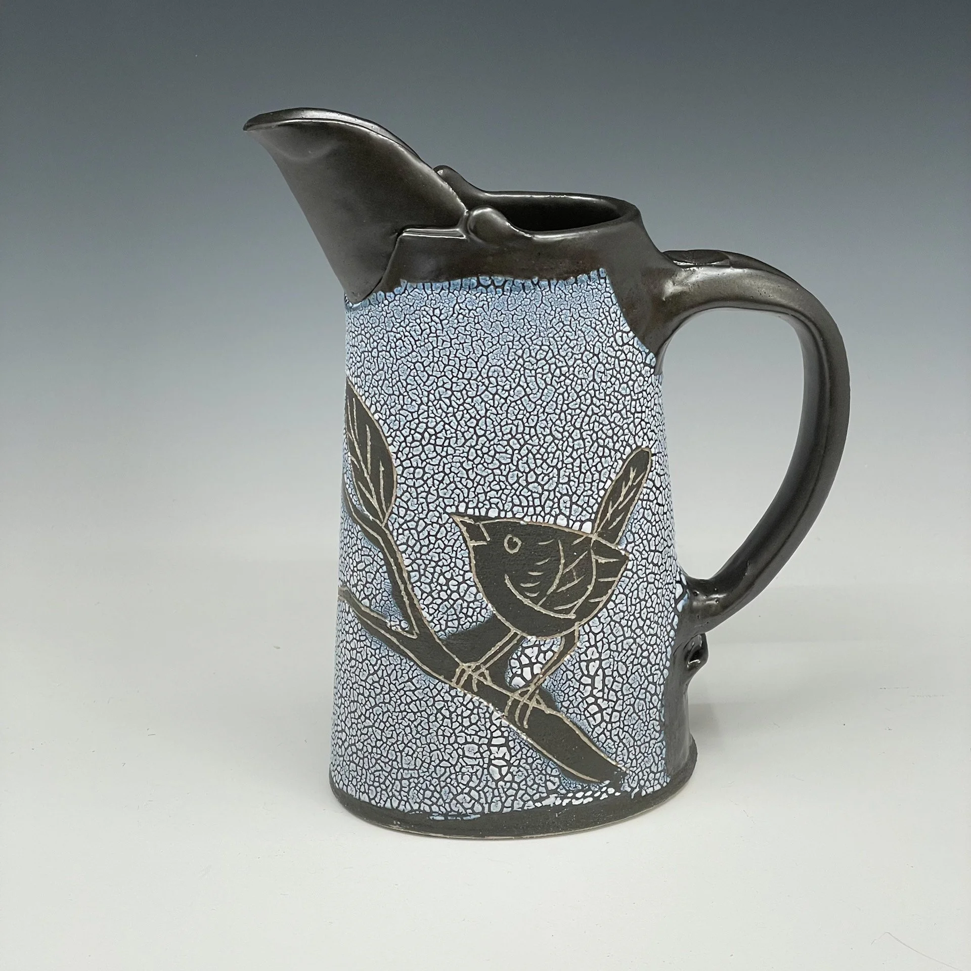 Black crackle wren pitcher