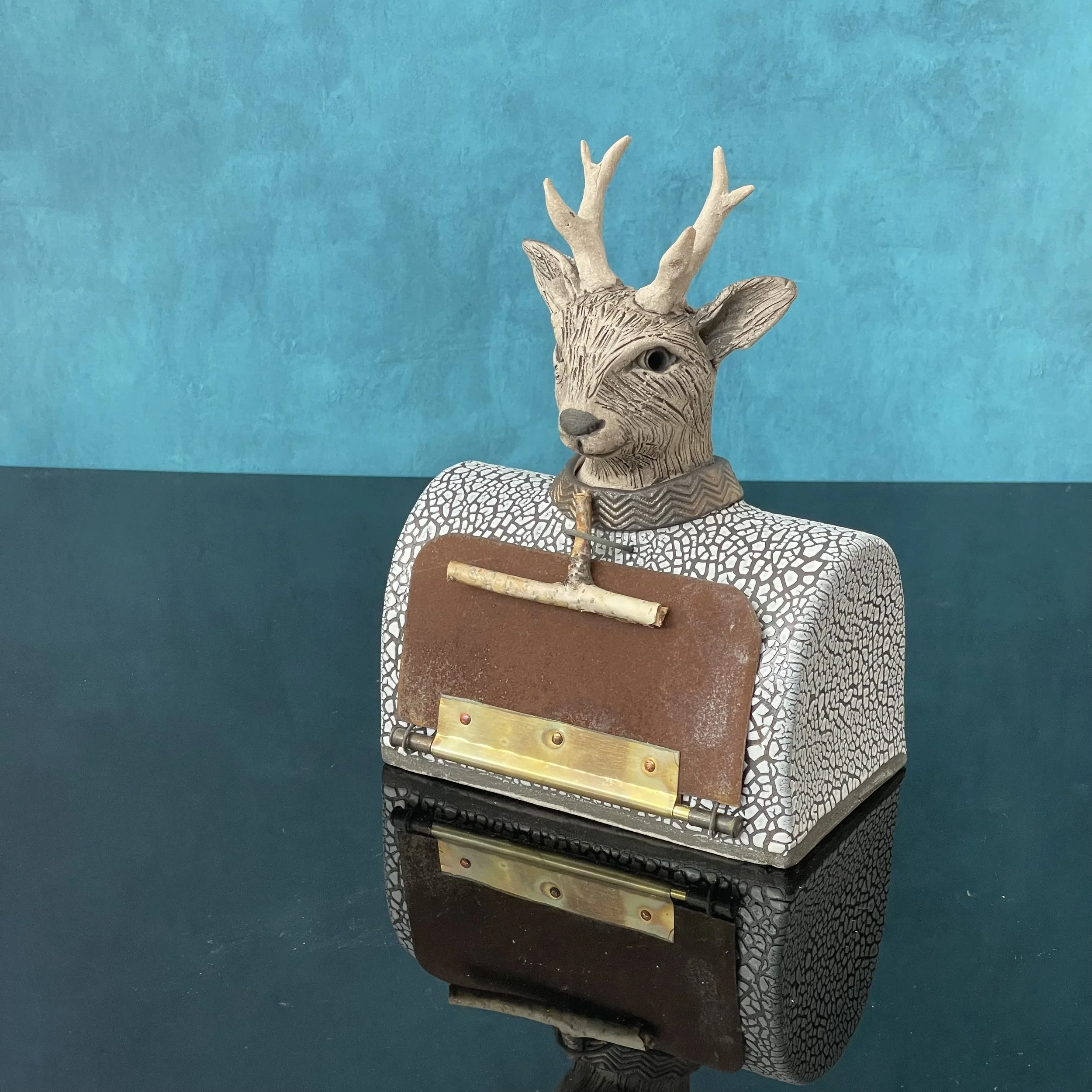 Deer Secret keeper side