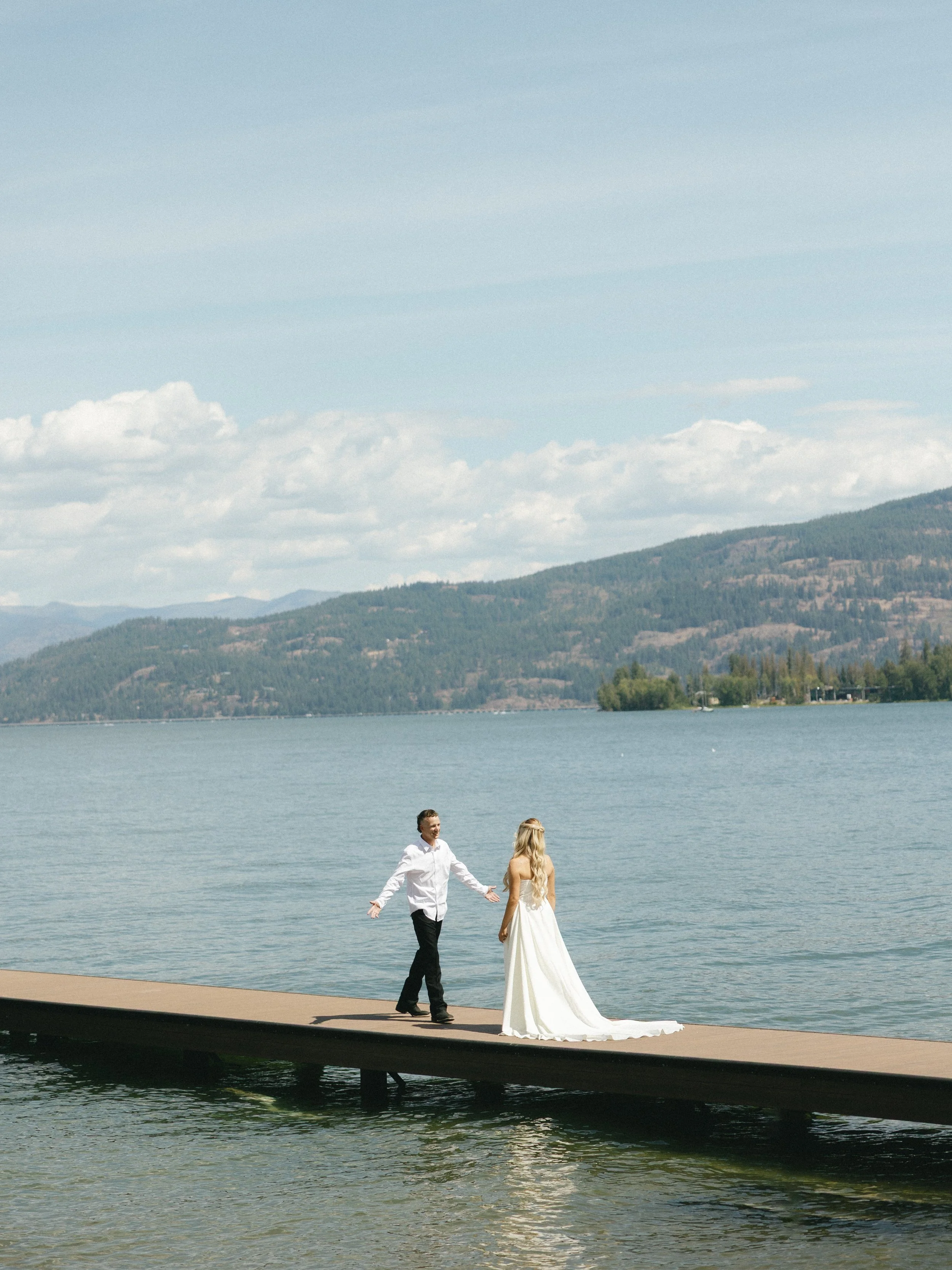 carolyn-tayler-sandpoint-idaho-wedding-summer-august-driftwood-events-private-property-lakeside-kayla-lucio-photo-previews-19.jpg