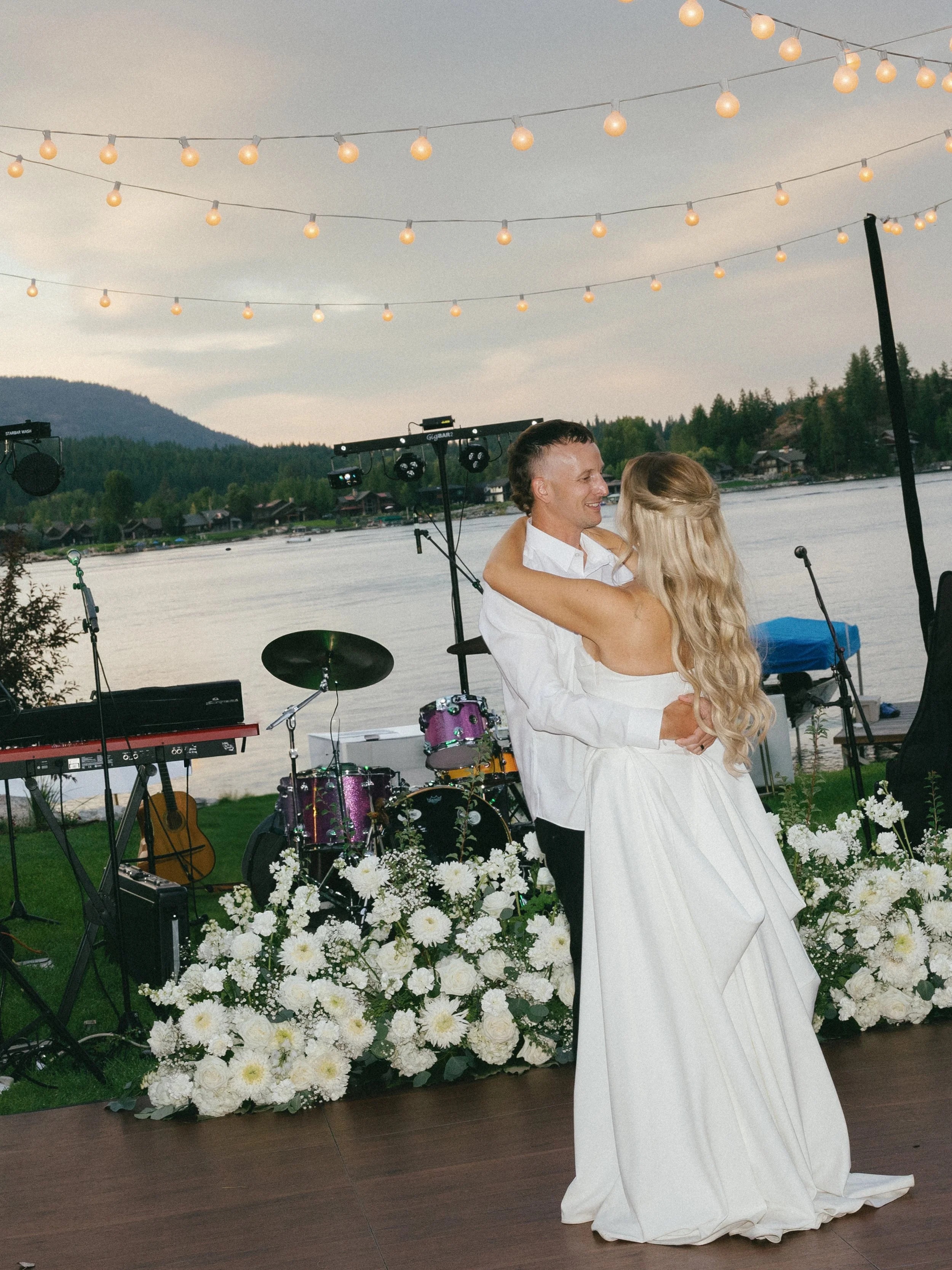carolyn-tayler-sandpoint-idaho-wedding-summer-august-driftwood-events-private-property-lakeside-kayla-lucio-photo-previews-132.jpg