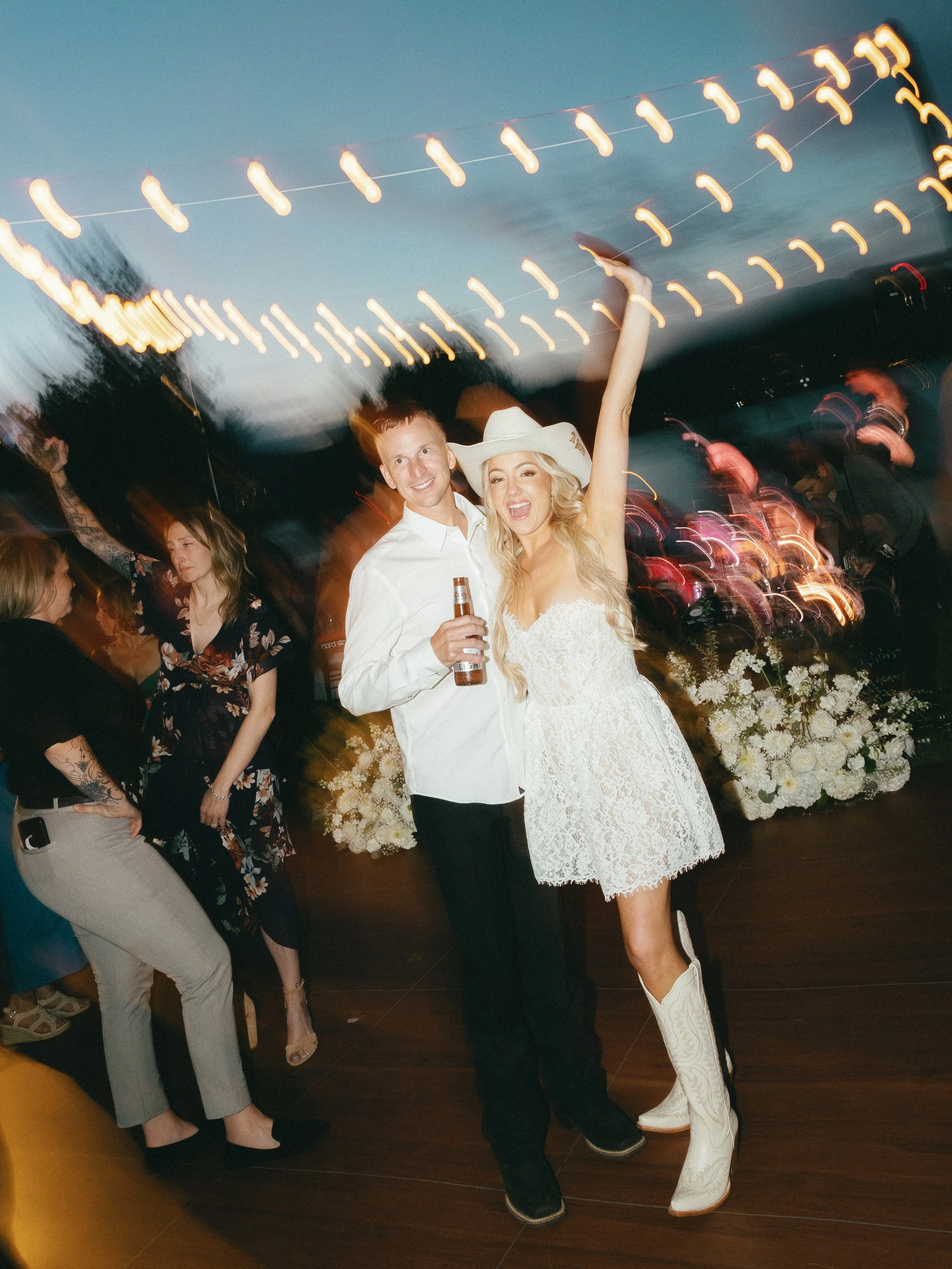 carolyn-tayler-sandpoint-idaho-wedding-summer-august-driftwood-events-private-property-lakeside-kayla-lucio-photo-previews-145.jpg